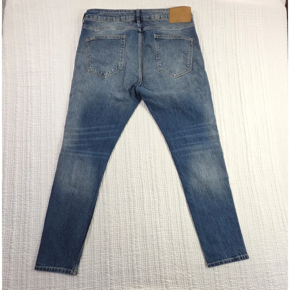 Zara Jeans Men's 36x30 Med Wash Destroyed Patched Tapered Leg Stretch Denim